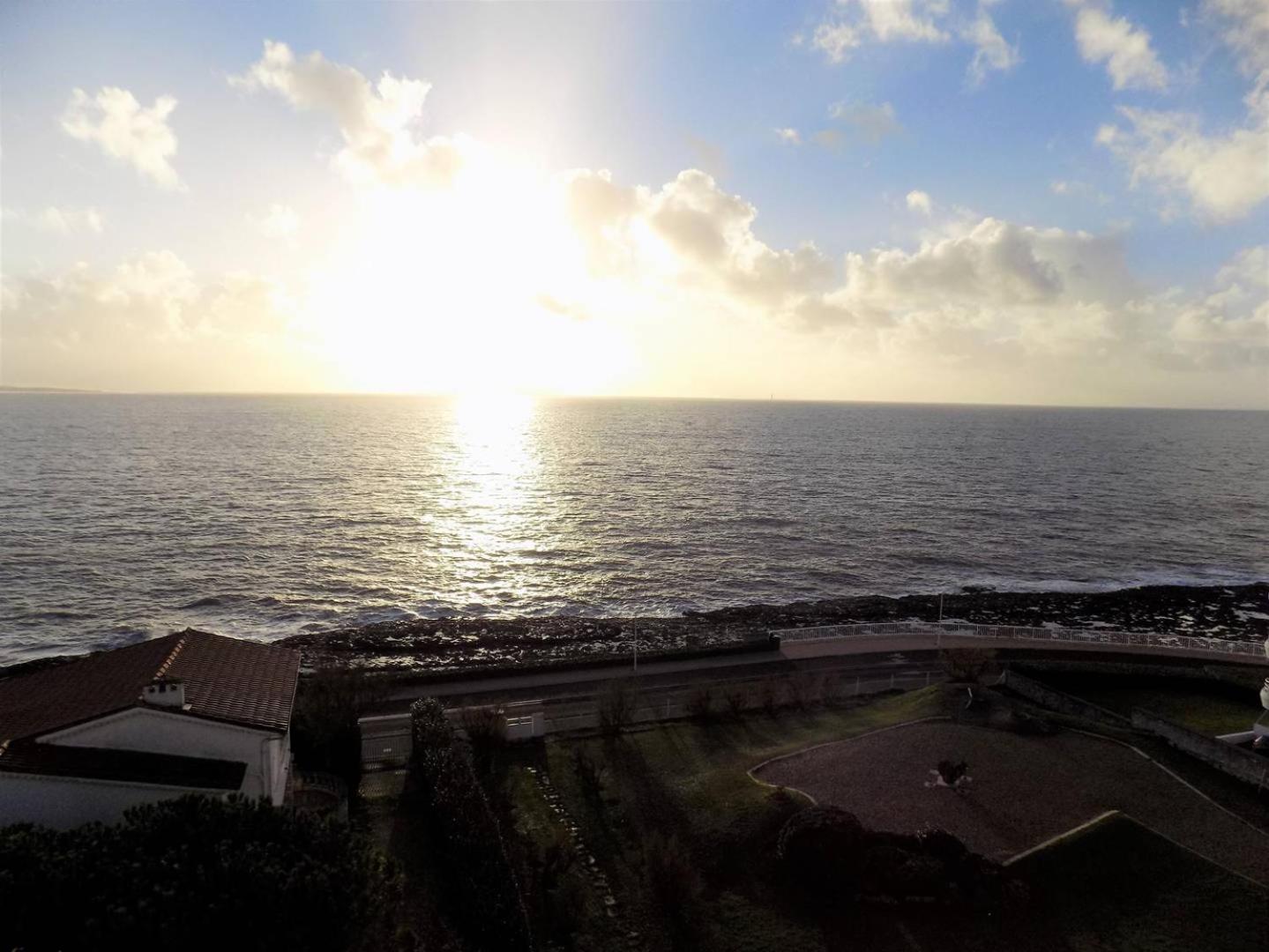 Royan - Pleine Vue Mer Pour Cet Appartement Classe 2 Etoiles - Les Tamaris المظهر الخارجي الصورة